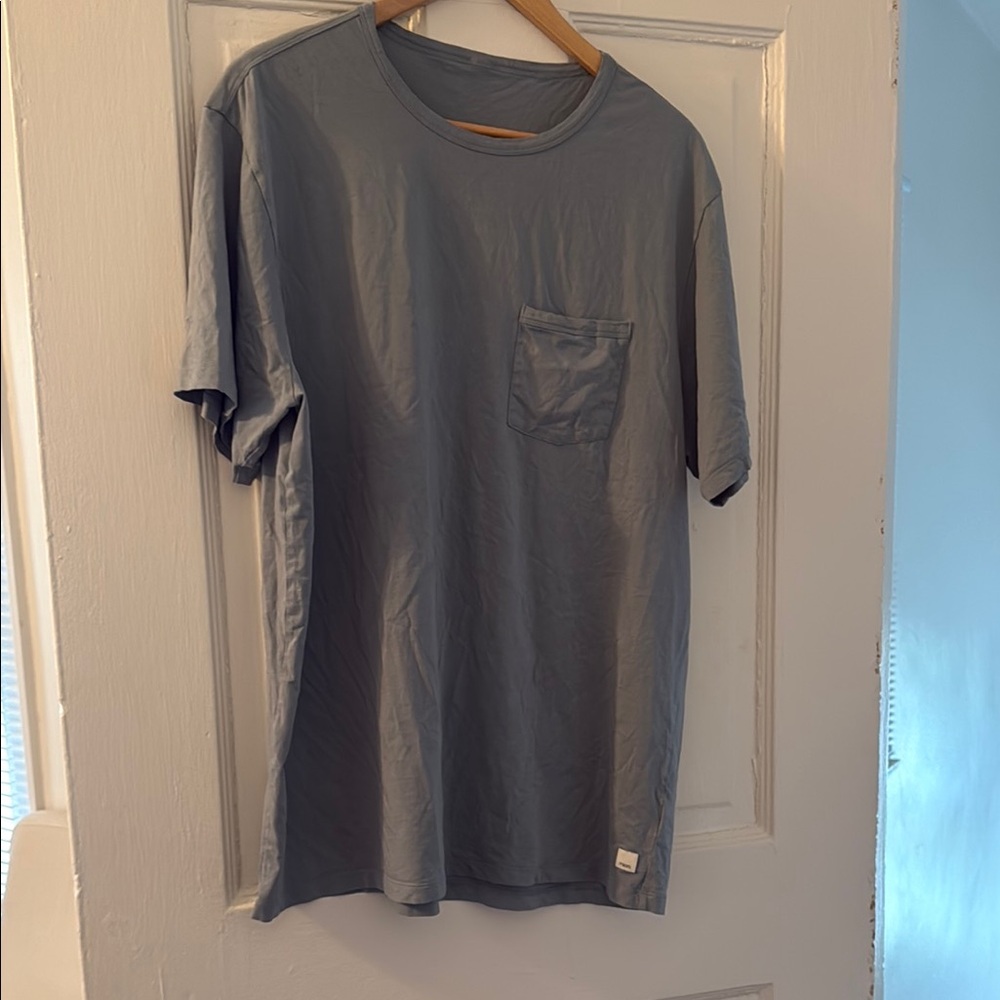 Vuori Men's Blue Gray T-Shirt xxl